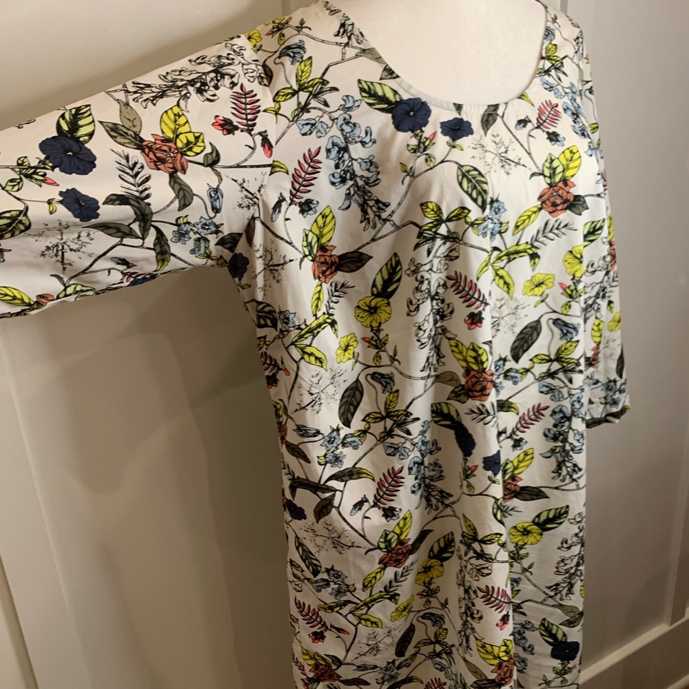 Junarose Flowered Dress, Size 14